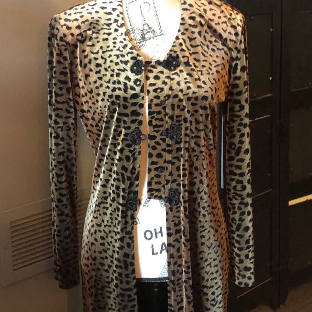 Fabulous leopard print duster - can wear with jeans or dressy